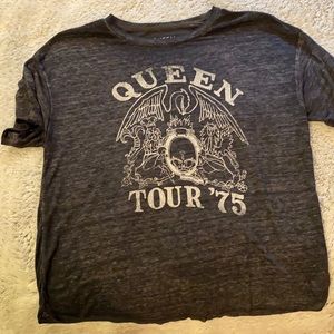 Queen Official Merch Tee